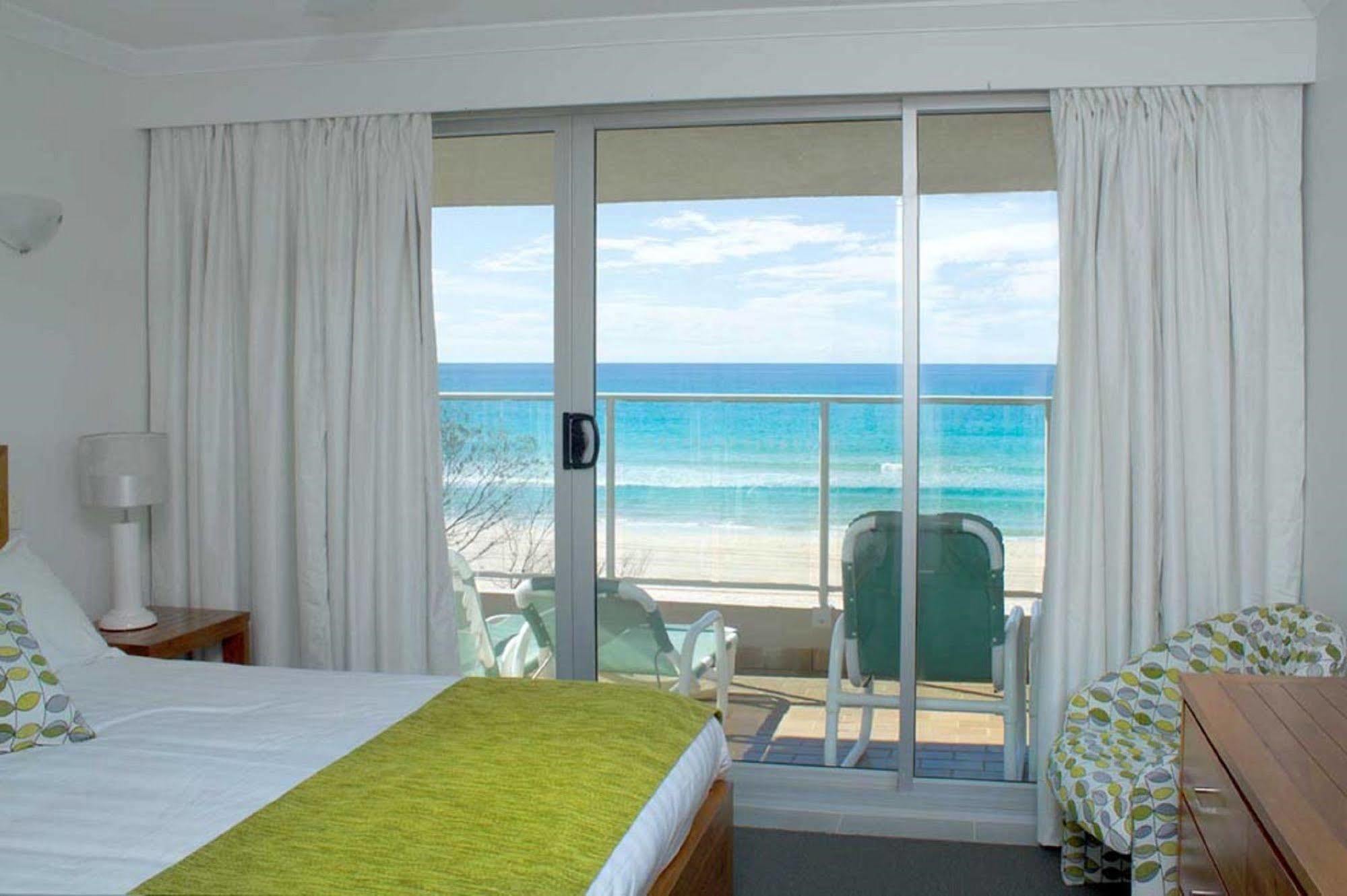 Pacific Surf Absolute Beachfront Apartments Голд-Кост Екстер'єр фото
